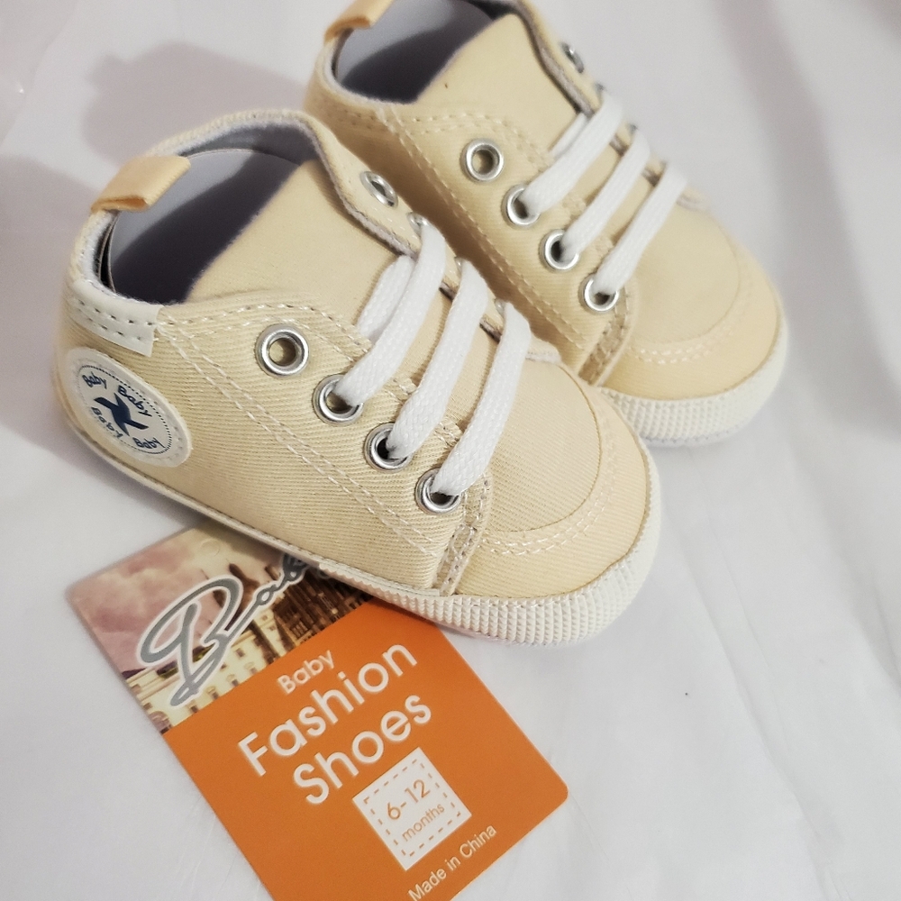 Baby Fashion Boy Or Girl Canvas Cream Shoes Booties Sz 6-12mos Neutral Unisex